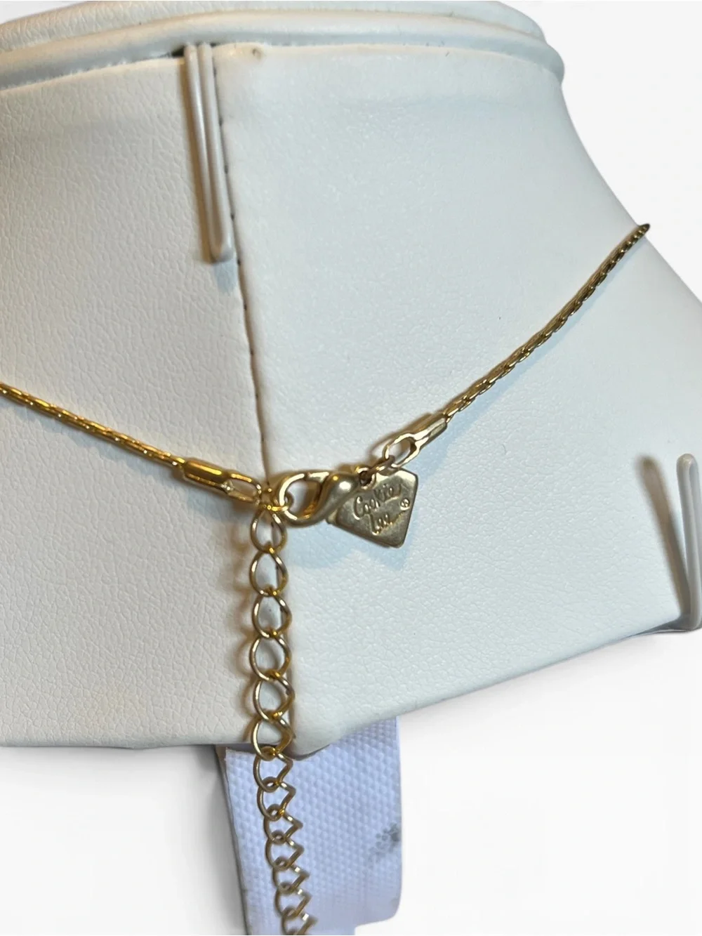 Cookie Lee Mother Of Pearl Shell Flower Crystal Gold Tone Necklace CC X